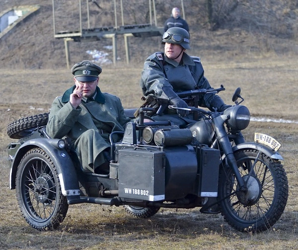 BMW R75